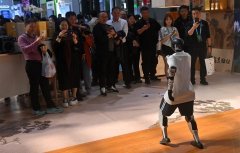 款无人机以纯视觉的体例